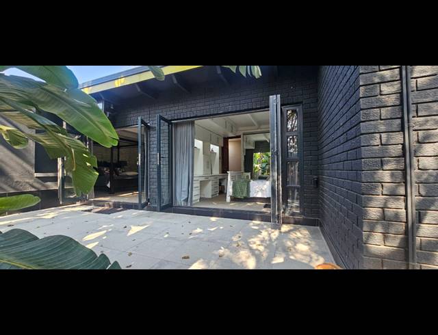 4 BEDROOM FREESTANDING FOR SALE IN PROTEA PARK